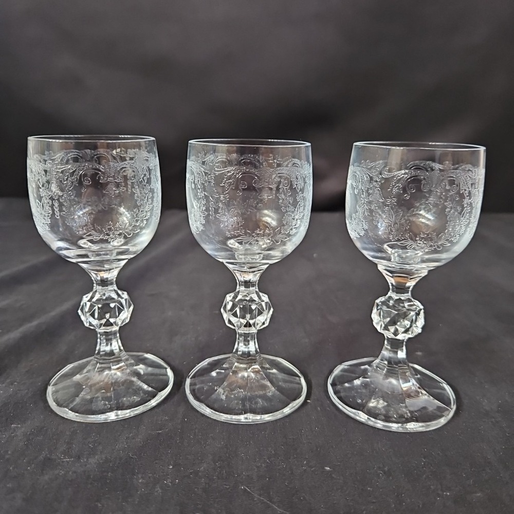 Bohemia‎ Crystal Etched Czech Liqueur Glasses 4 1/4" Set of 3